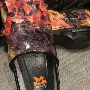 Dansko Non Slip Women's Floral Multicolor Clogs
